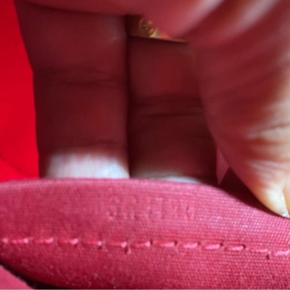 Louis Vuitton Rodeo Drive Monogram Vernis - Picture 12 of 16